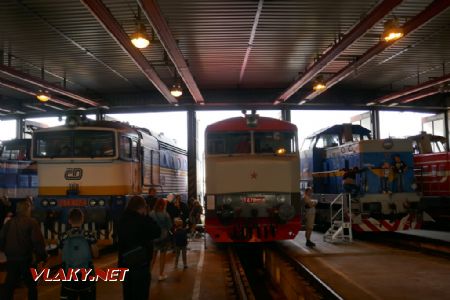 Praha/depo Vršovice: útroby lokomotiv se těšily očekávanému zájmu, 10. 9. 2022 © Libor Peltan