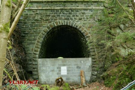 Höllental: severní portál druhého (kratšího) tunelu, 5. 6. 2022 © Libor Peltan