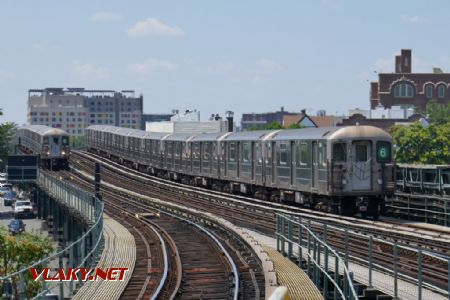 Bronx/Parkchester: R62A na nácestné konečné linky 6, 22. 7. 2022 © Libor Peltan