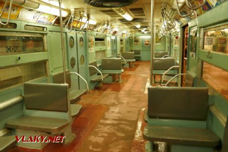 New York Transit Museum: typ R11 (Budd 1949) skončil u prototypů, přestavěných 1965 na R34