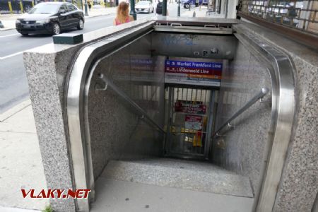 Filadelfie: zrušený vstup do vestibulu metra a PATCO, 29. 7. 2022 © Libor Peltan