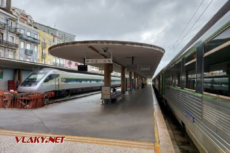 Lisboa-Santa Apolónia, soupravy pro vlaky Alfa Pendular a IC, 9.6.2023, Tomáš Kraus