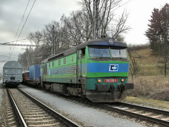 23.02.2008 - Zábřeh n.M.: 751.335-1 s nákladním vlakem do Hanušovic © PhDr. Zbyněk Zlinský
