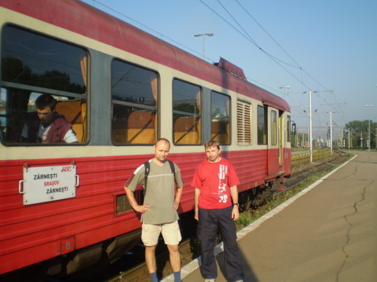 15.06.2007- Brasov, pred nástupom do vlaku súkromnej spoločnosti smer Rasnov © Albert Karas