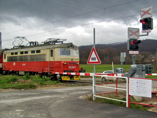Iliaš - Prvý vlak naostro bol Horehronec, 21.11.2008, © Peter Szetei