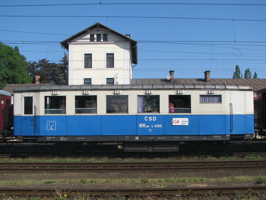 WRlm 4-6998 na vlaku do České Skalice v Jaroměři dne 2.5.2009 © PhDr. Zbyněk Zlinský
