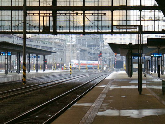 Praha hlavní nádraží: Ešus od/do Benešova © Mixmouses