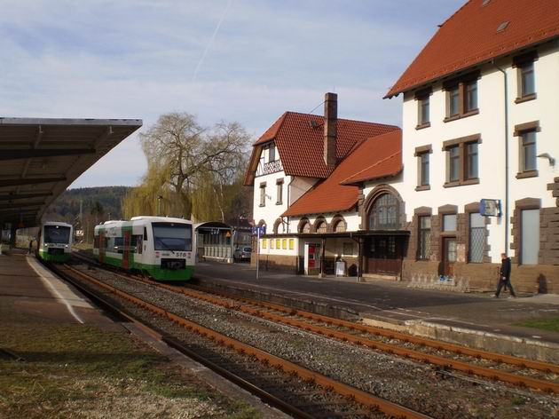 Odbočná stanička Wernshausen. © Jan Přikryl, 3.4.2011