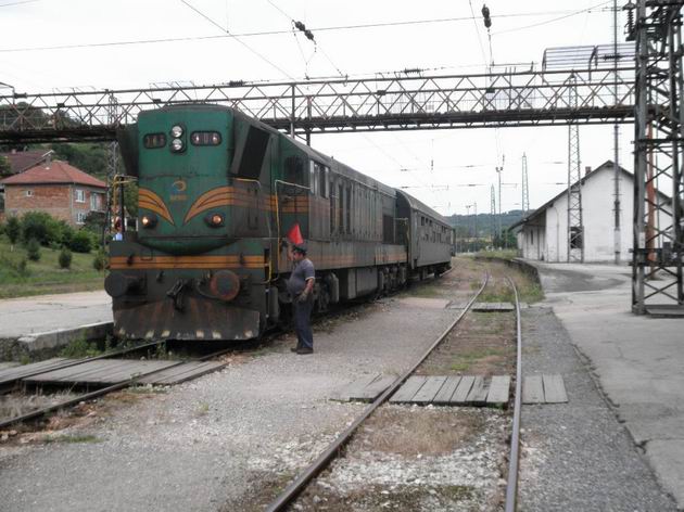 Vlak po příjezdu do konečné stanice B. Novi / N. Grad © Aleš Svoboda