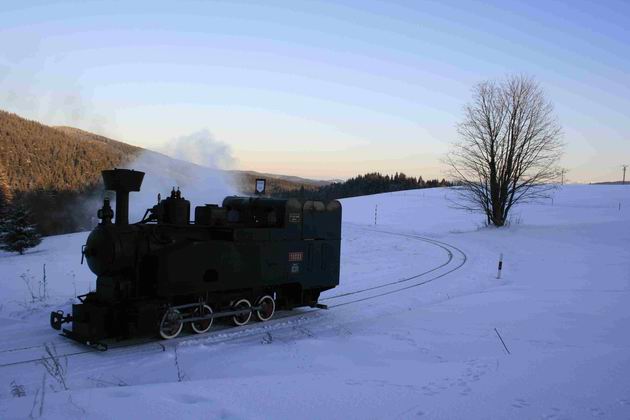 15. 12. 2011 lokomotíva Gontkulák na trati © foto B. Dolník