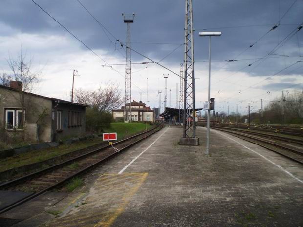 Bad Kleinen: melancholicky působící východní část kolejiště nádraží. 21.4.2012 © Jan Přikryl