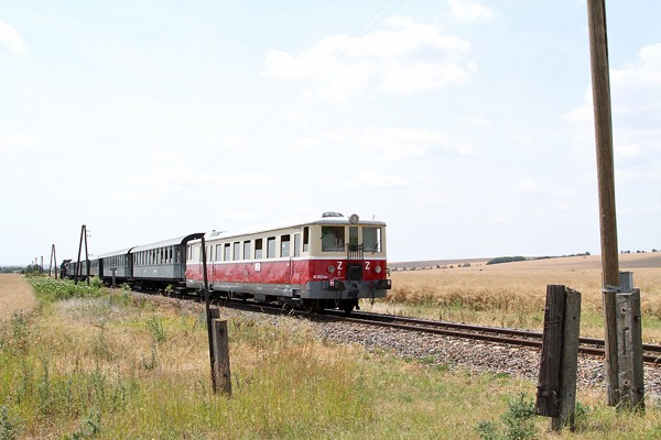 28.6.2014 - Ľudovítová: M262.004 bola na konci mimoriadného vlaku © Ľudovít LACKO