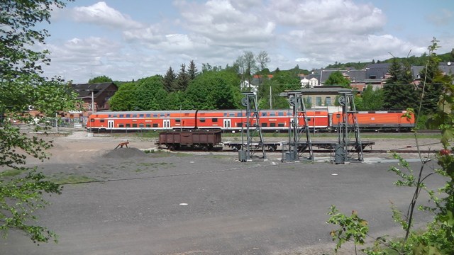 Obr.7 regionálny vlak do Drážďan v stanici Chemnitz-Hilbersdorf