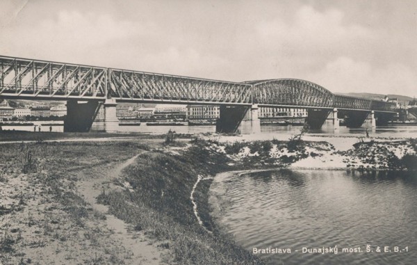 1920- 1938- Bratislava- pohľad na Štefánikov most od juhozápadu- z Lida.