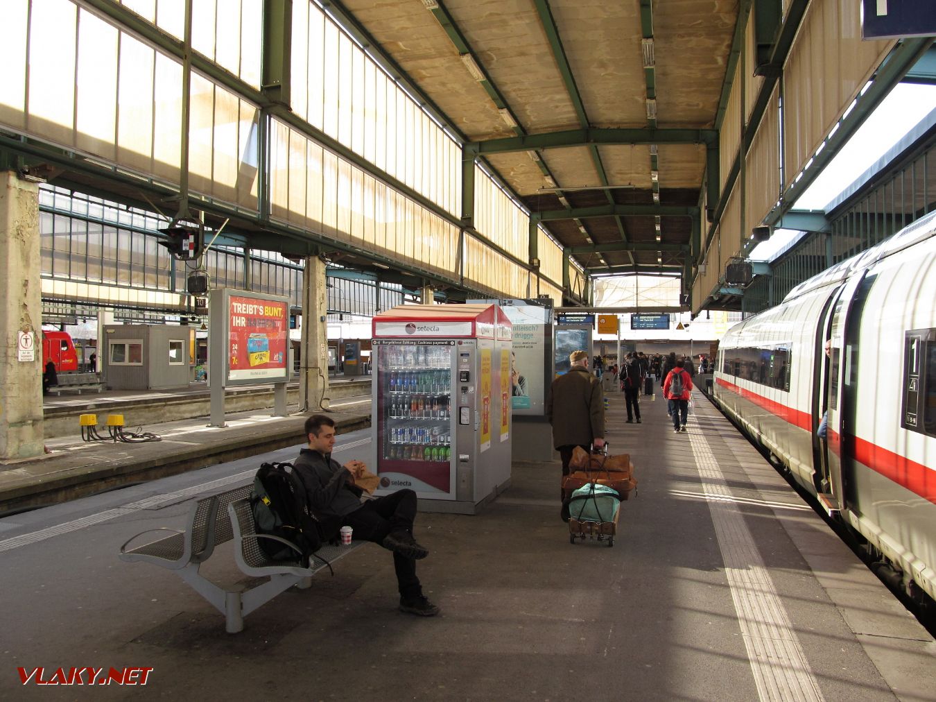 Stávající nástupiště ve Stuttgartu © Dominik Havel