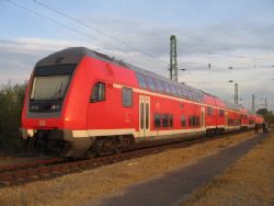 Prezentácia poschodovej súpravy DB v Bratislave a Trnave