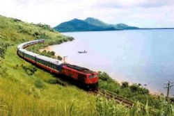 Vietnam vybuduje železnicu za 33 miliárd dolárov za pomoci Japoncov
