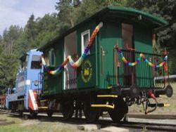 Odovzdanie obnoveného historického vozňa na detskej železnici v Košiciach