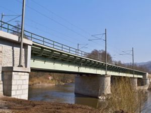 Rekonstrukce mostu na trati Chomutov - Cheb hotova