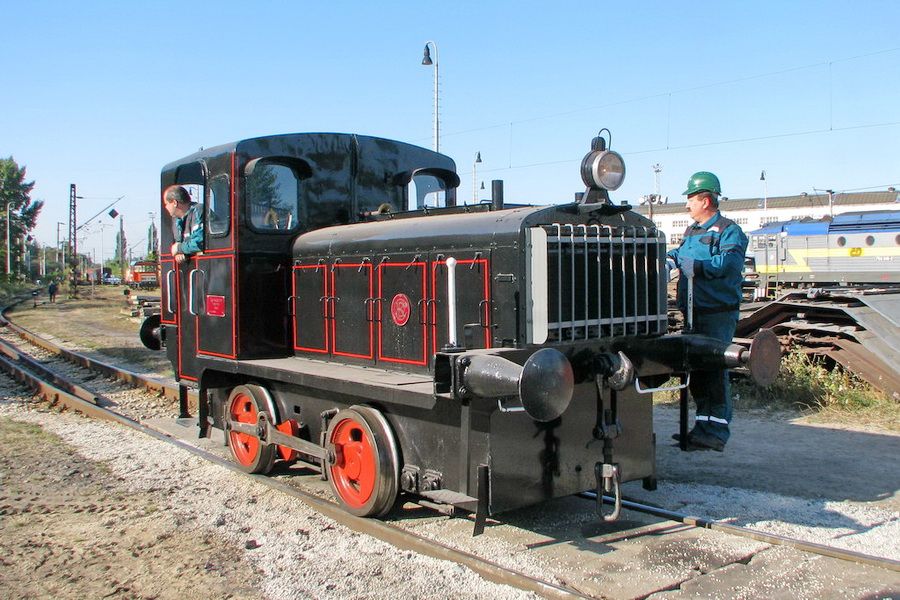 Motorové lokomotivy na našich kolejích: řada 706.6 (BN 60)