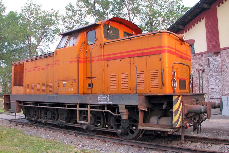 Motorové lokomotivy na našich kolejích: řada 716