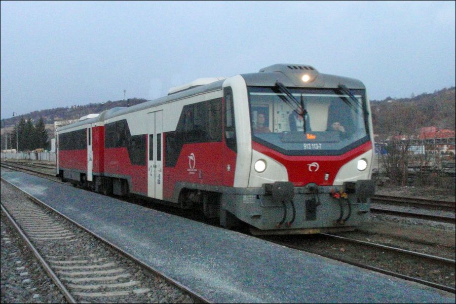 Obnovenie osobnej dopravy na trati Zvolen – Šahy slovom a obrazom