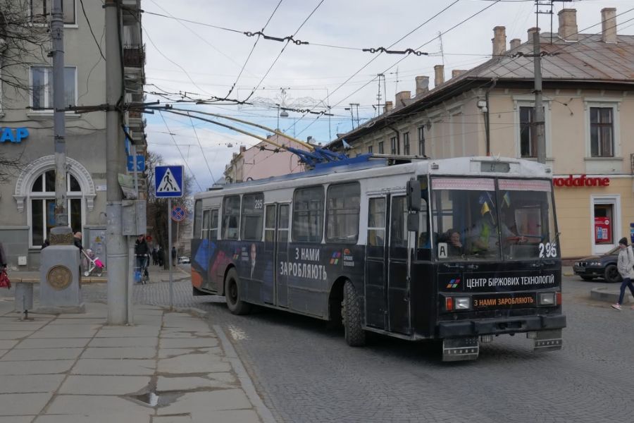 Hromadná doprava v ukrajinských Černovicích