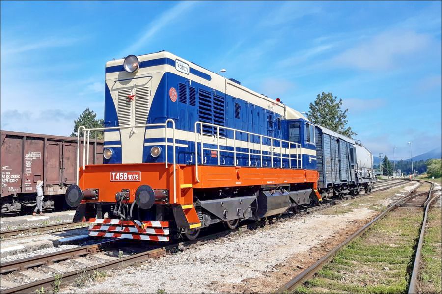 Historickým vlakom po myjavskej trati